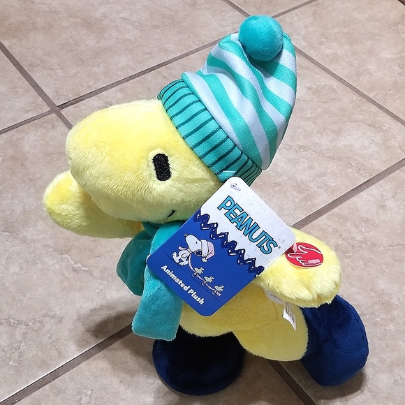 PEANUTS Ice Skating Woodstock Animated Musical Plush - Picture 1 of 2